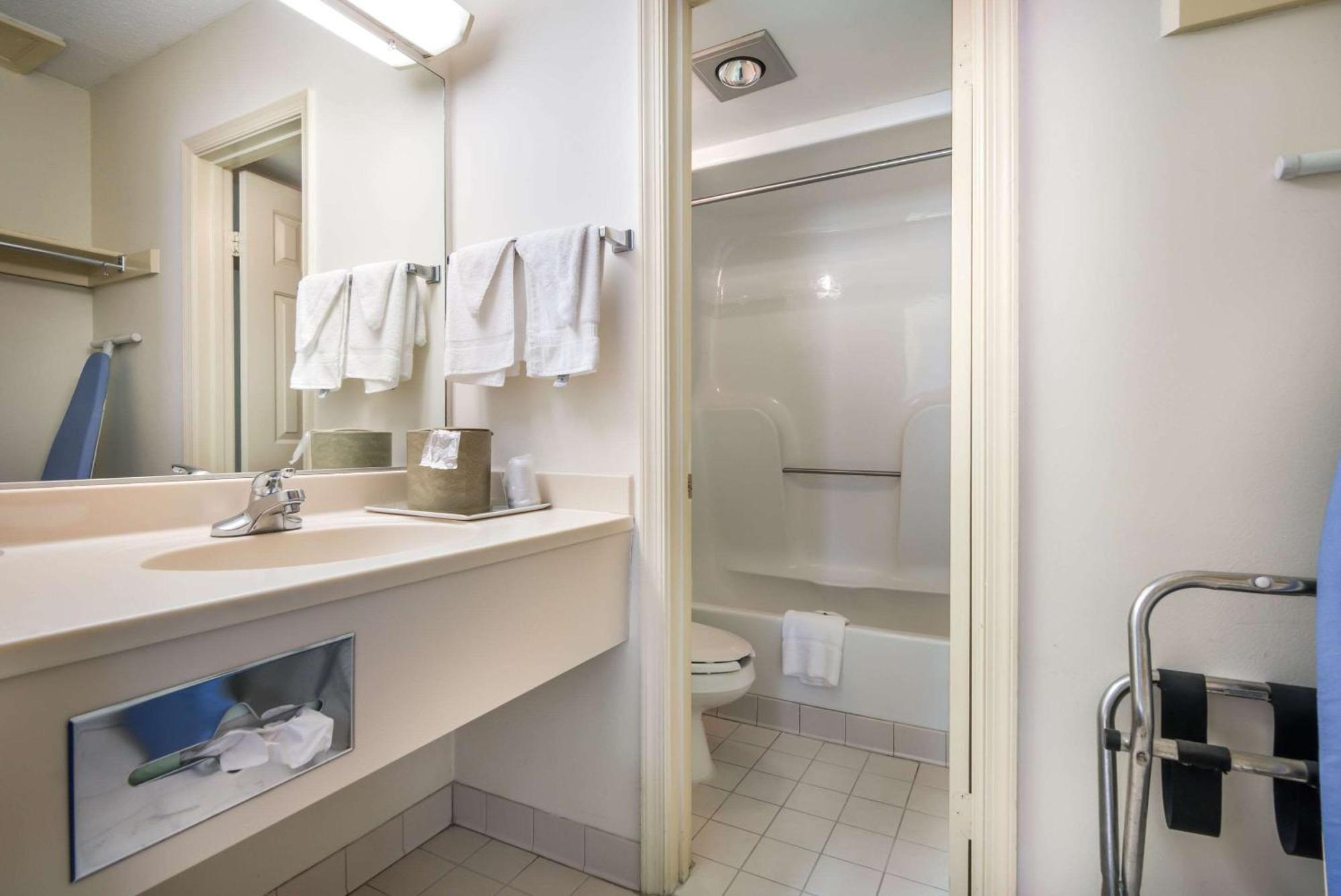 Quality Inn Little Creek Virginia Beach Exterior foto
